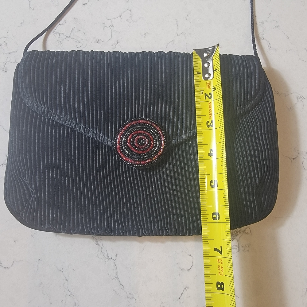 Vintage La Regale vintage black whimsigoth pleated beaded snap closure bag - Picture 4 of 10
